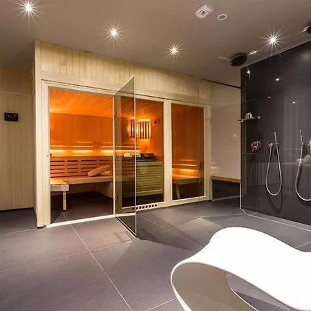 וילה 5br Beautiful With Exceptional Facilities *